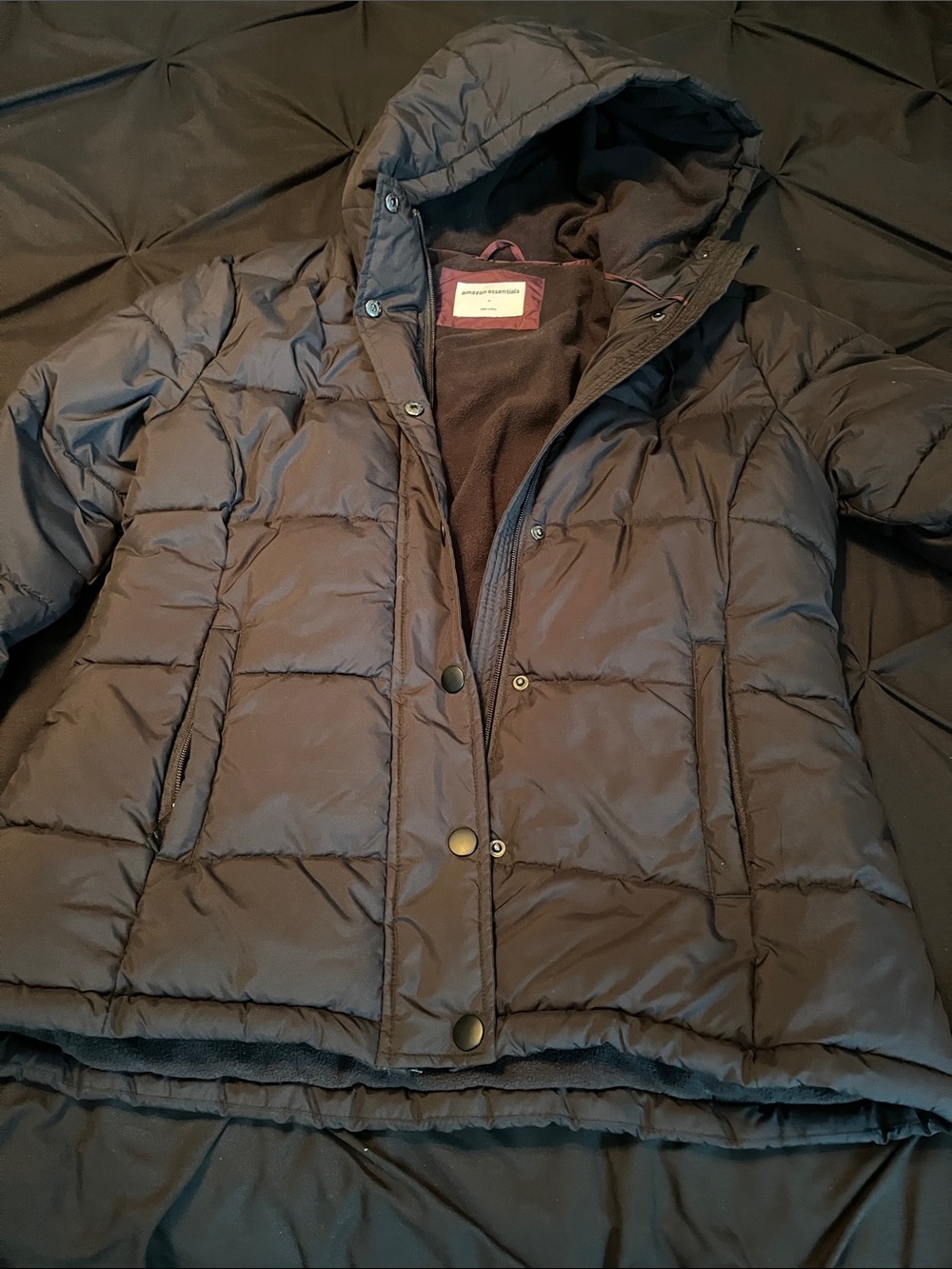Amazon Essentials Women's Hooded Puffer Jacket - Dark Gray